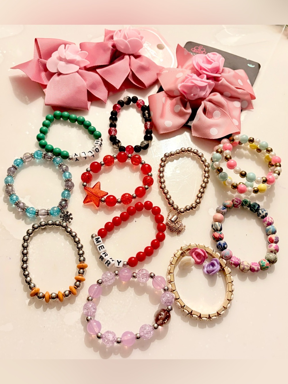 Kids Pink Bow Hair Clips and Assorted Beaded Bracelets – Pink Set of 15pc NWOT